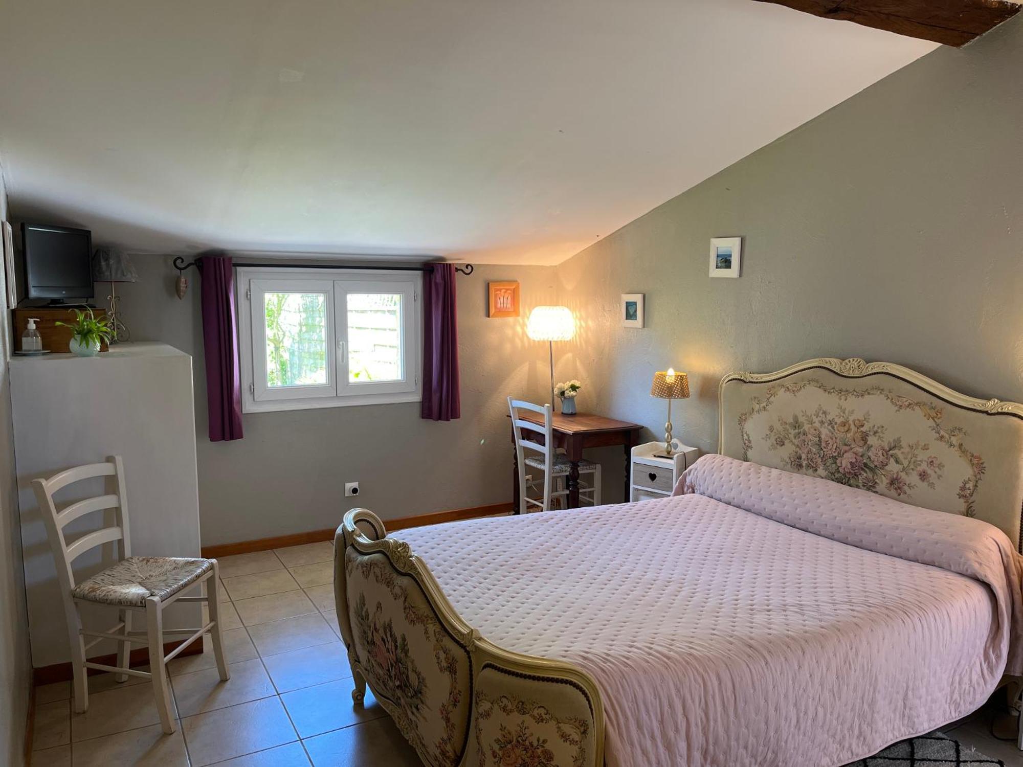 Chambres Et Gite Peyroutas " Camille" Vignonet St Emilion Luaran gambar